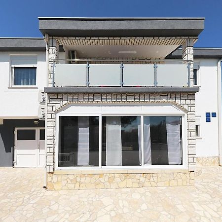 Apartmani Nella Vir Exterior photo